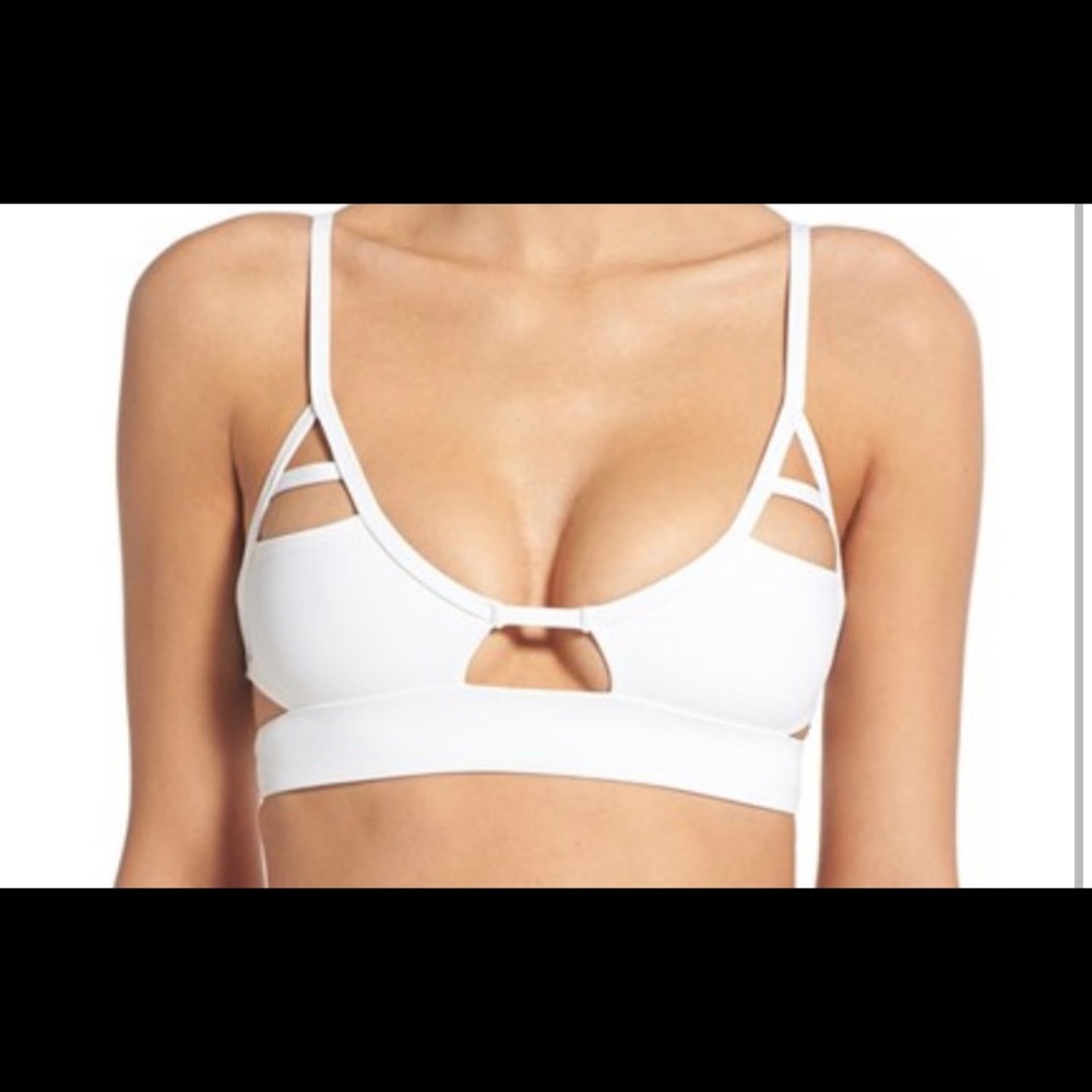 Tavik white bikini TOP